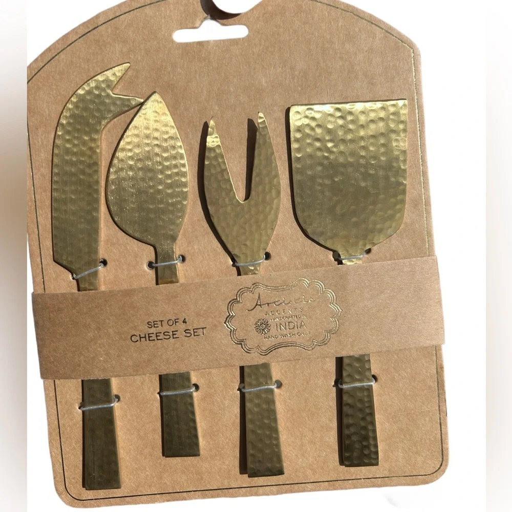 New Artistic Accents Handcrafted 4 Piece Cheese Set
